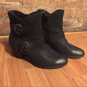 Peter Pan hippie booties